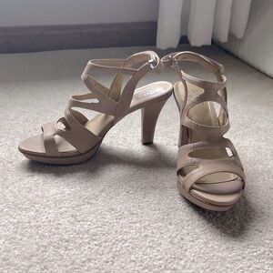 Naturalizer High Heels